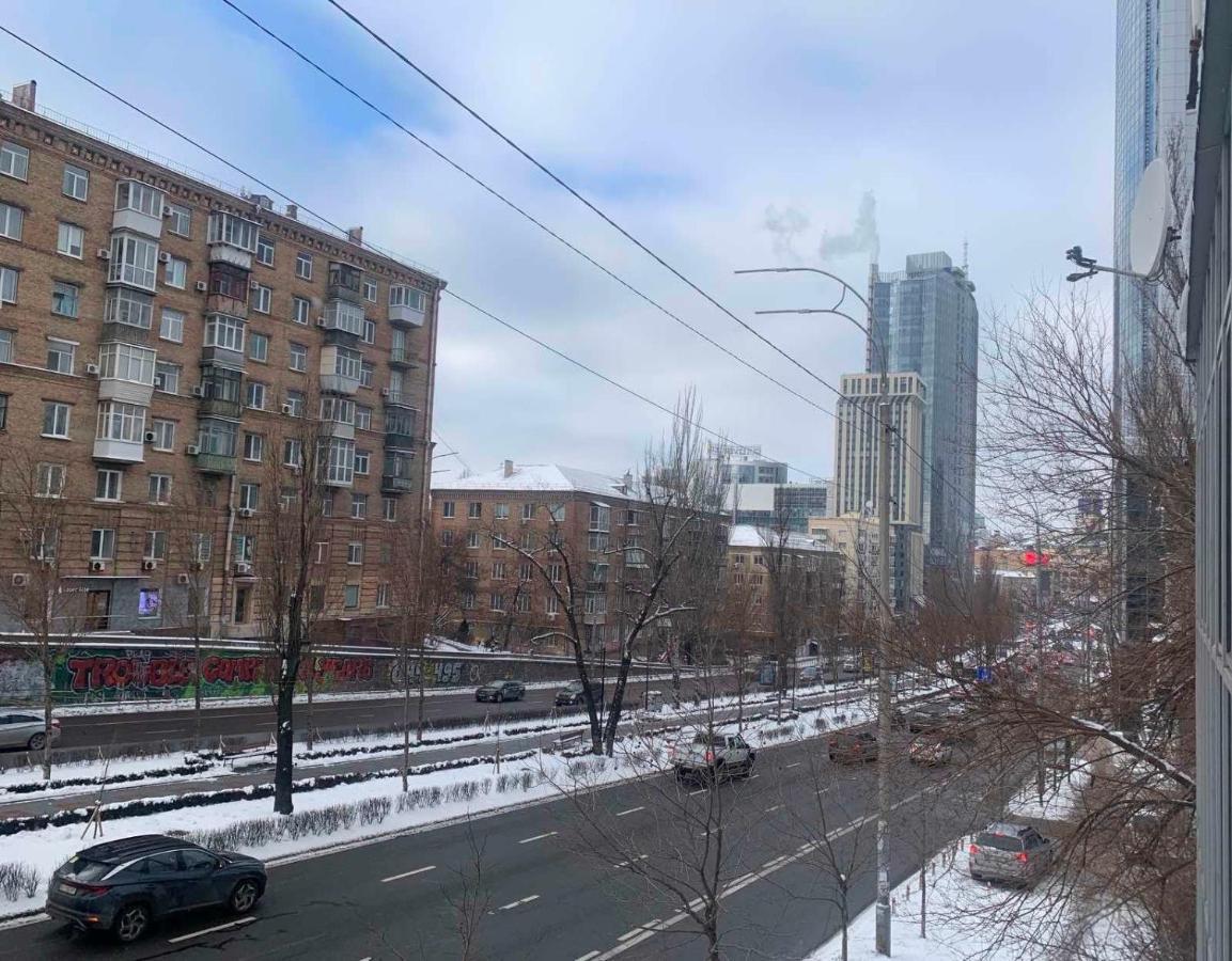 Arena Summit Apart Hotel Kyiv Exterior foto
